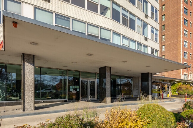 Photo - 3900 N Lake Shore Dr