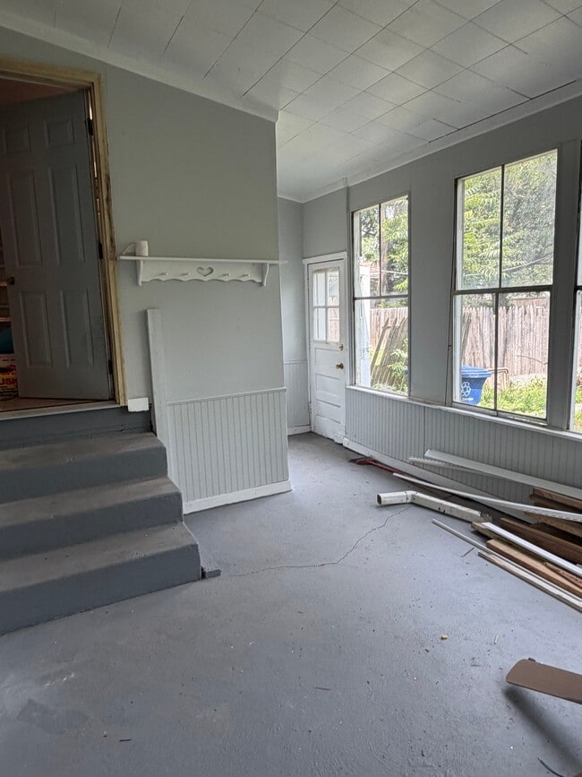 Photo - 276 S Harris Ave