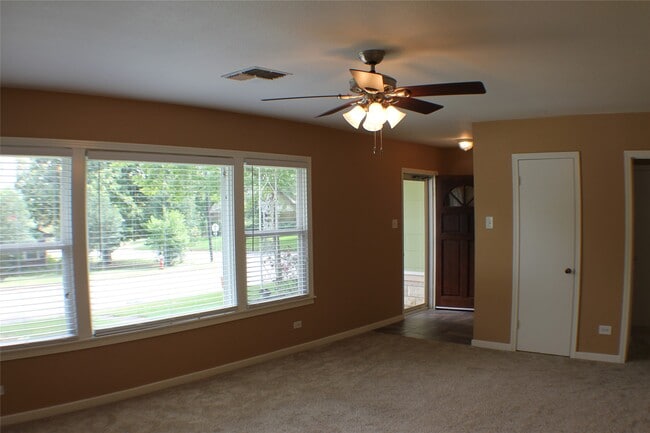 Photo - 808 E Tom Green St