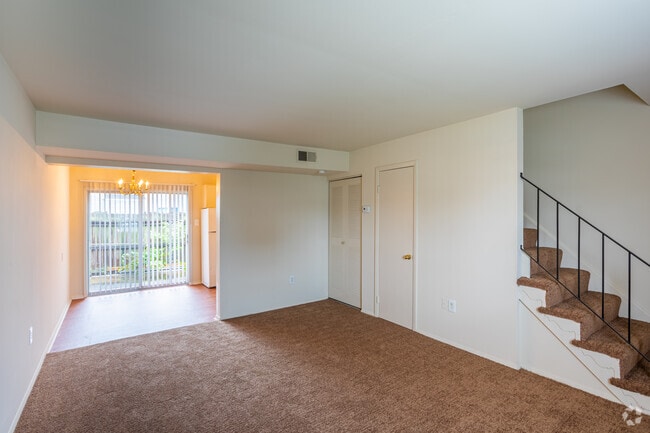 2BR, 1BA