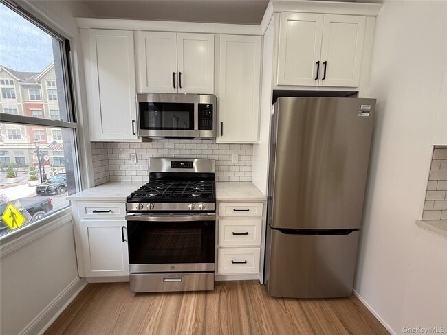 Photo - 297 Halstead Ave