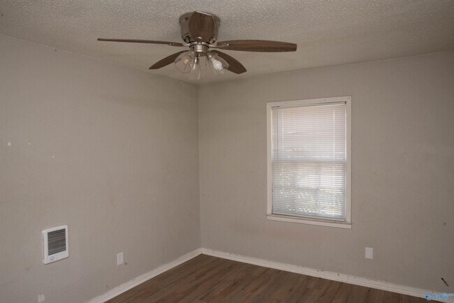 Photo - 3227 Clopton St SW