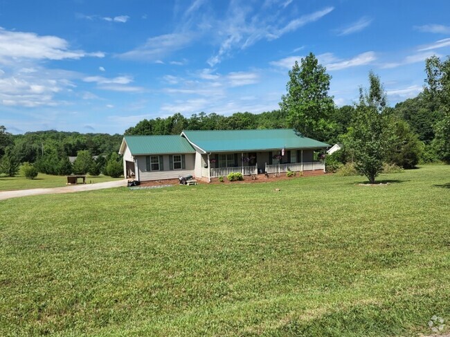 Building Photo - 600 Tall Oak Trail Rental