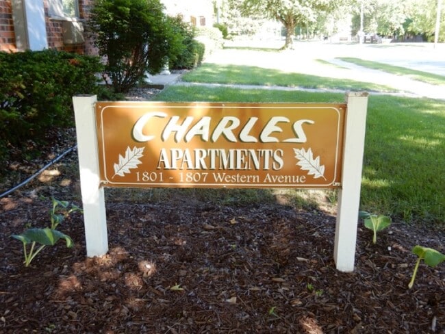 Charles Apts Green Bay, LLC