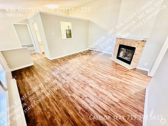 Building Photo - 430 S Depew St Unit 225 Rental