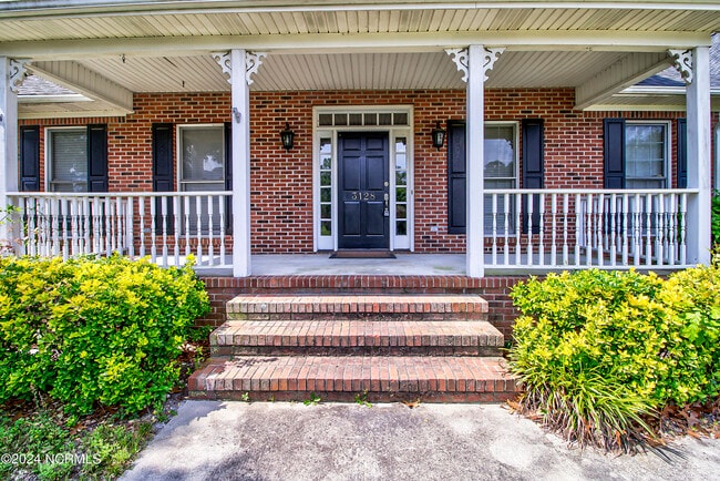Photo - 3128 Braemar Ln