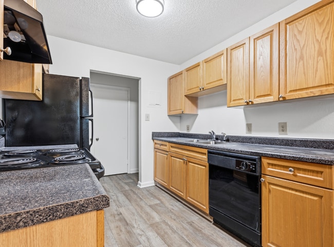 Laurel Ridge Apartments