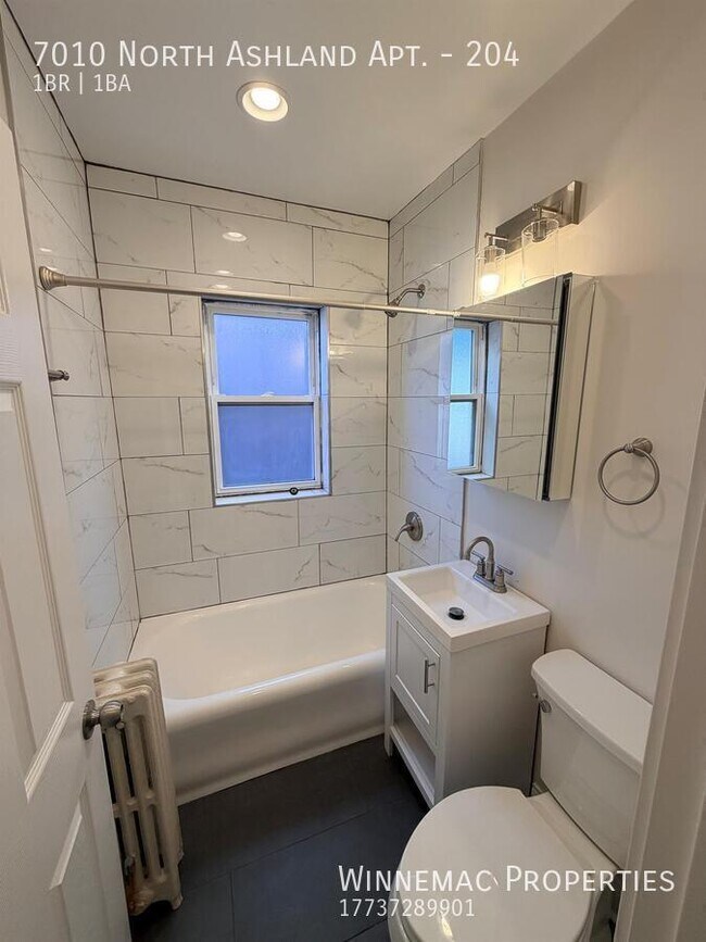 Photo - 7010 N Ashland Ave Unit 204