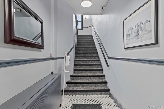 Photo - 633 Old Post Rd Unit 1-3