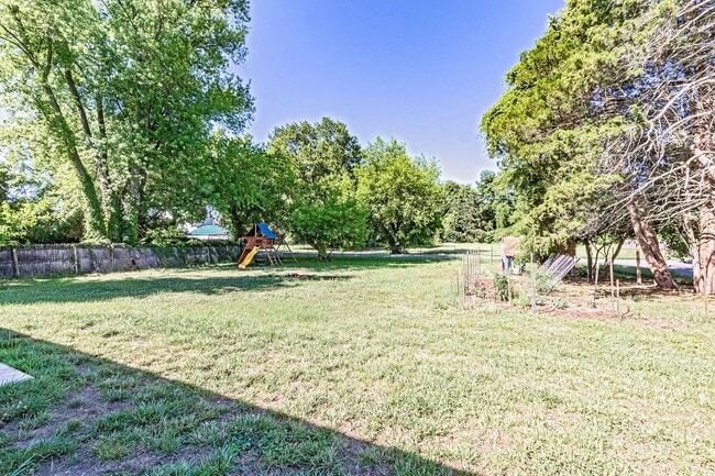 Photo - Townsend - 3 bedroom, 2 bath Cape Code