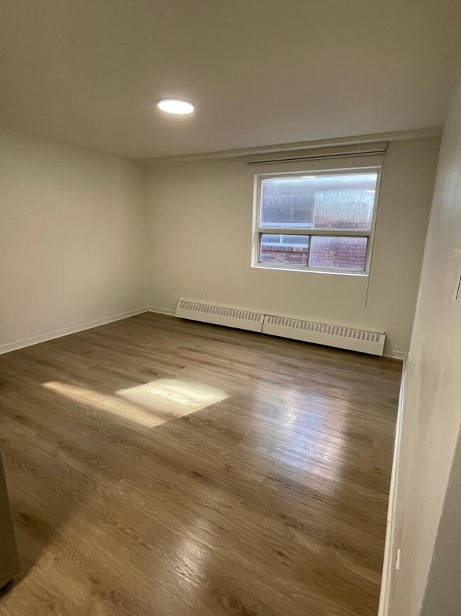 Building Photo - 62 Triller Ave Unit 101