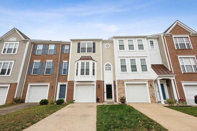 Building Photo - 15514 Port Washington Ct