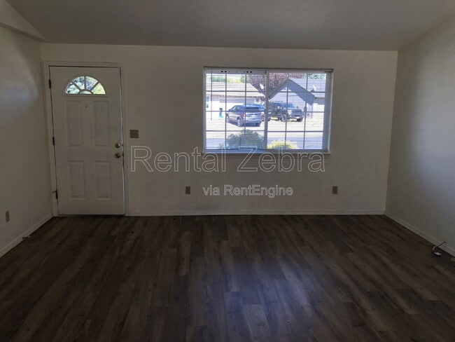 Photo - 3234 SW Salmon Ave