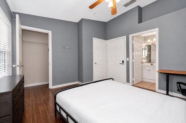 Photo - 4204 Plantation Cove Dr