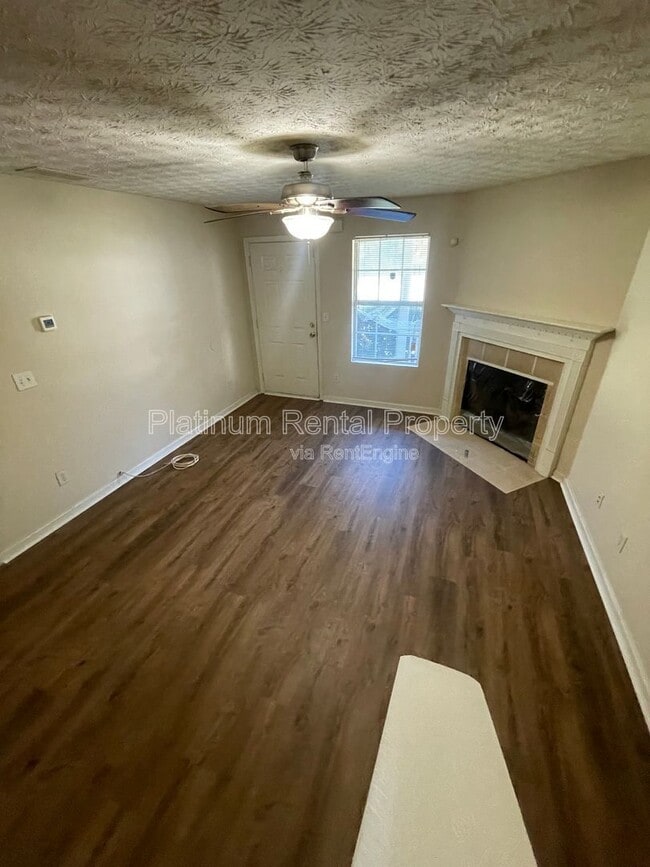 Photo - 9260 Golf View Dr