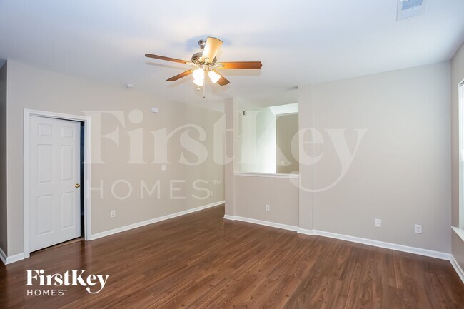 Photo - 4915 Abercromby St