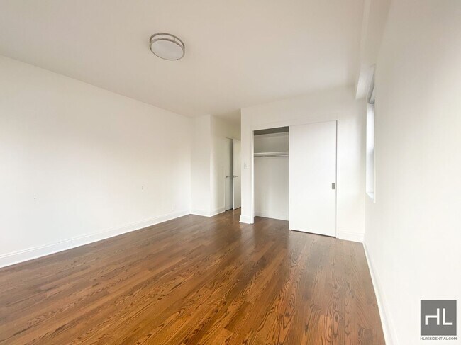 Photo - E 88th St Unidad 5A