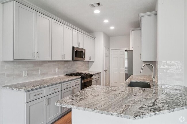 Building Photo - 10 Fairlee Ct Rental