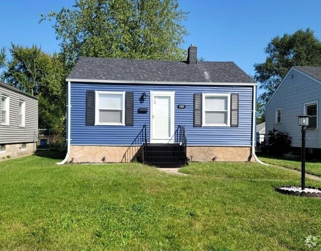 Building Photo - 2267 Tennessee St Rental