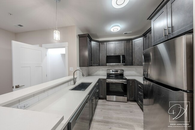 Photo - 67 S Main St Unit #301 - Juliette