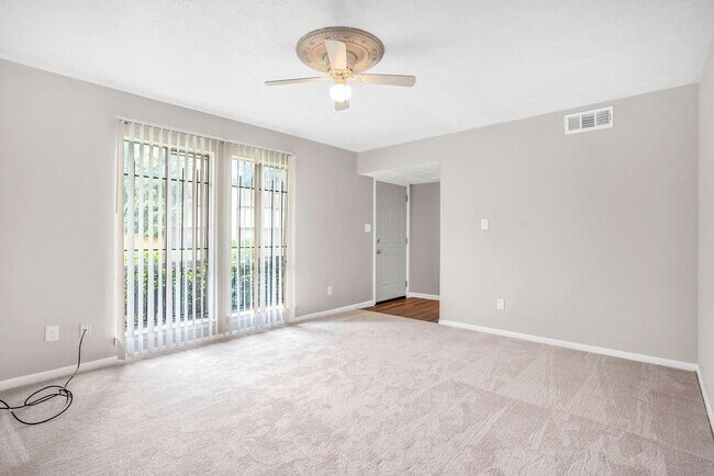 Photo - Quincetree