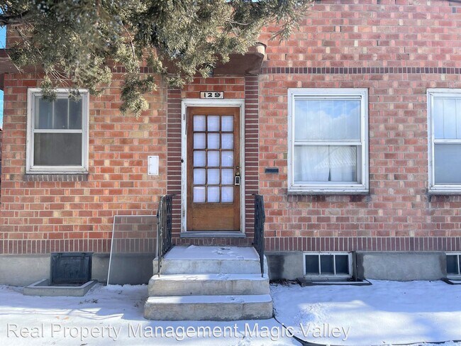 1 br, 1 bath House - 129 Castleford St W - 1 br, 1 bath House - 129 Castleford St W