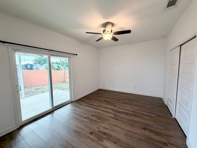 Photo - 500 N D St