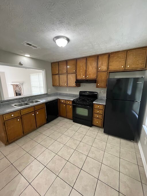 Photo - 105 Fruitwood Trce