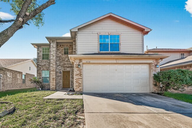 Building Photo - 5719 Clerkenwell Dr