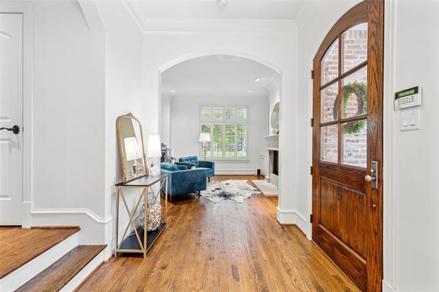 Photo - 4334 Emerson Ave