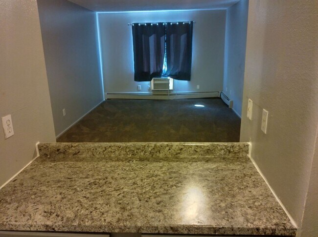 Photo - 1425 N Yosemite St