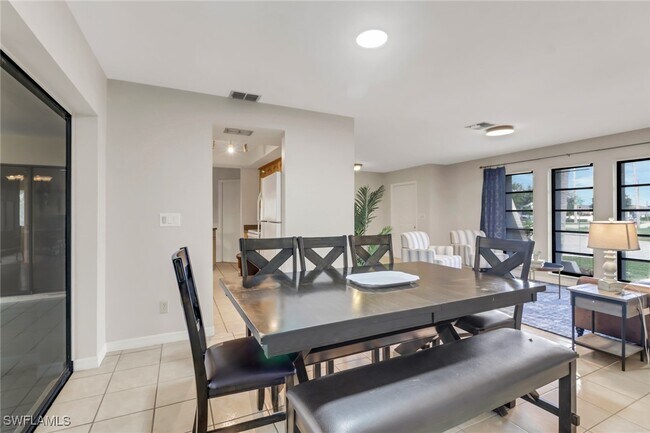 Photo - 4800 SW 12th Pl