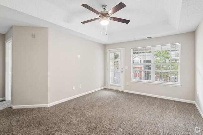 2BR, 2BA - 1,186SF - Living Room