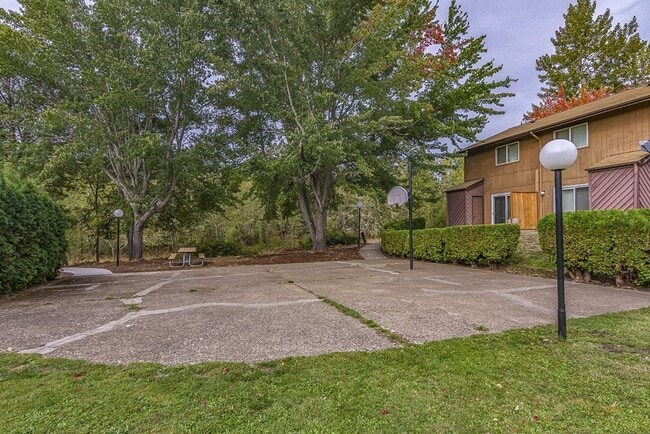 Photo - 501 N Moss St Unidad 50