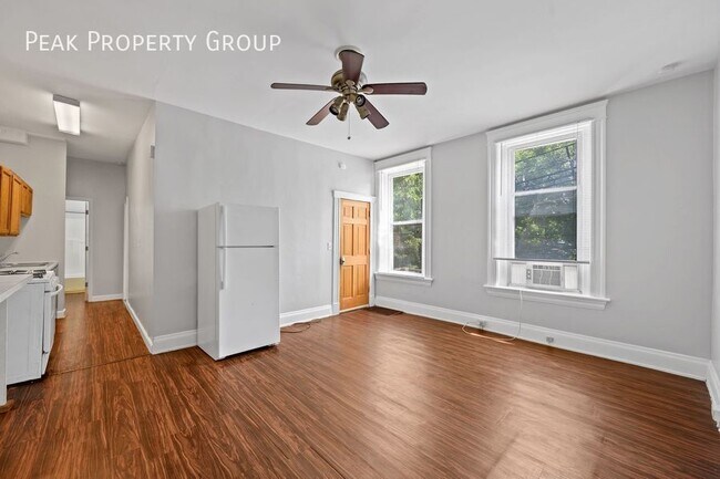 Photo - 494 Riddle Rd Unit 2