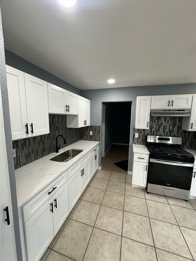 Photo - 430 Sussex Ave