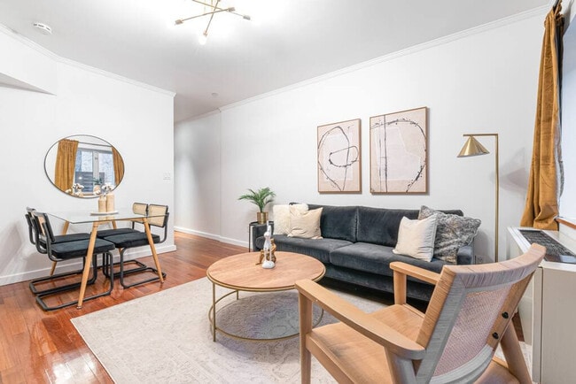 Photo - 209 W 20th St Unit ID1013667P