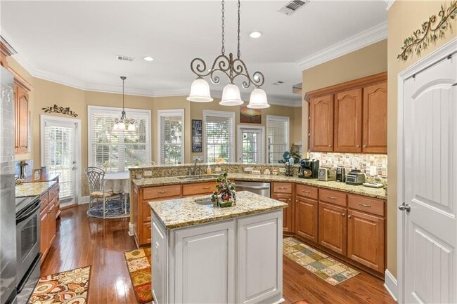 Photo - 111 Chinquapin Dr