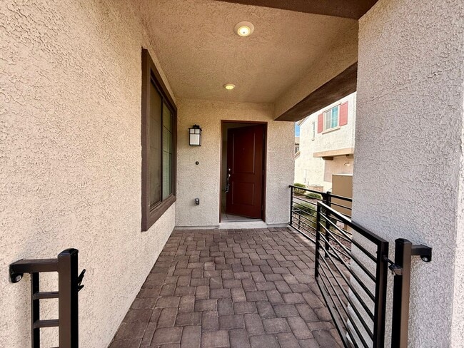 Photo - 3 BED 2.5 BATH 2 CAR GARAGE TOWNHOUSE w/ L...