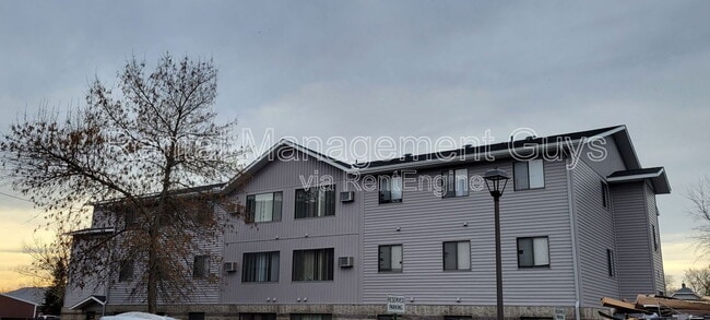 Photo - 131 Cedar Ct E Unit 304