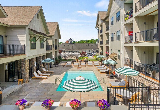 The Hamlet at Saratoga Springs