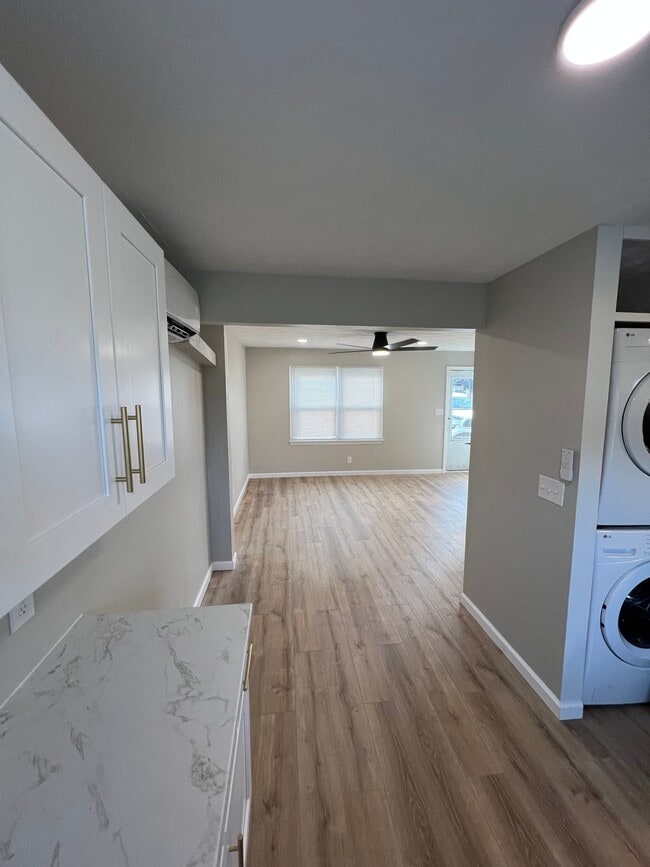 Photo - 5318 Howery Rd Unidad 2