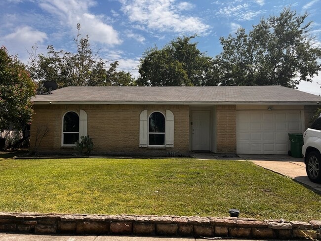 Building Photo - 2114 Highbury Rd Rental