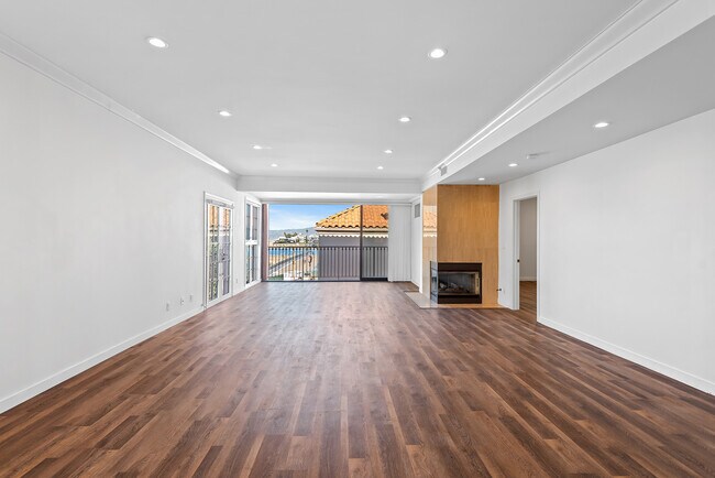 Photo - 6220 Pacific Ave Unit 301