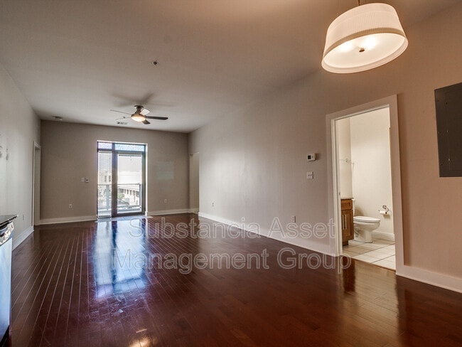 Photo - 444 N Central Ave