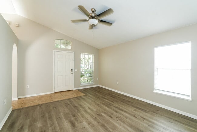 Photo - 17031 Ongar Ct