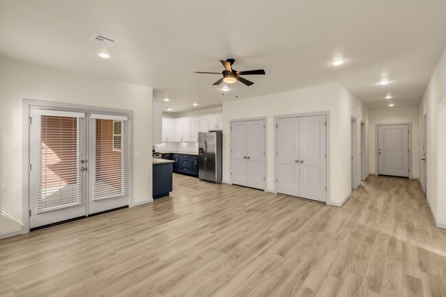 Photo - 3503 E 21st St Unit 3505