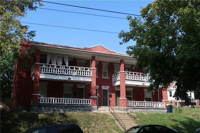 Building Photo - 716 Gladstone Ave Unit #1