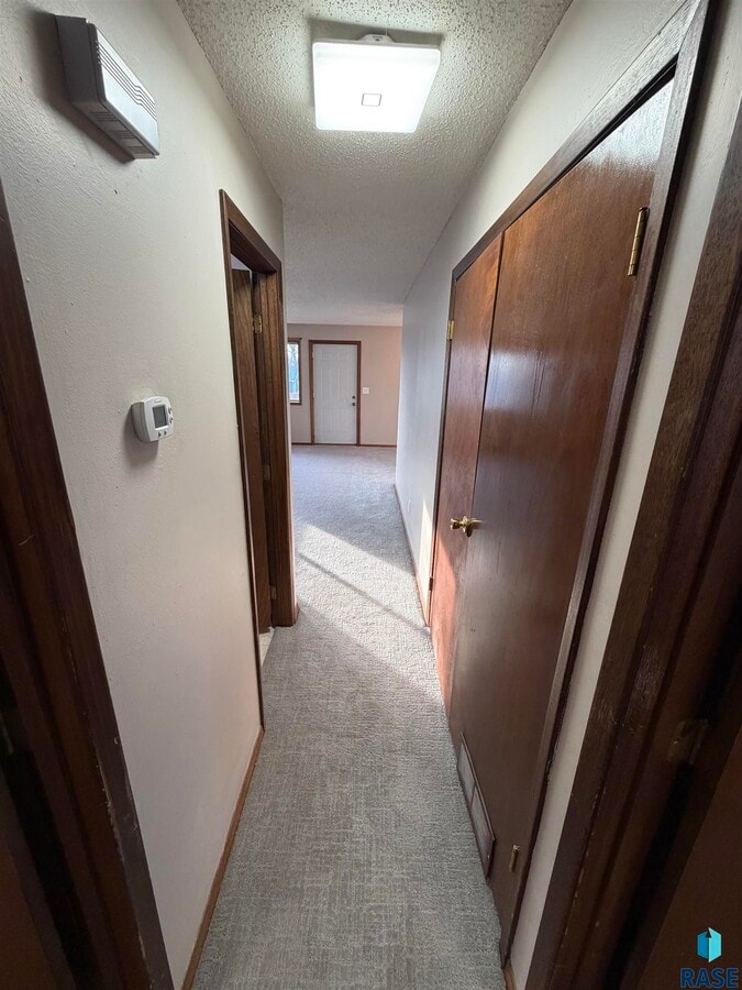 Photo - 900 N Kiwanis Ave