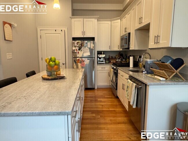 Building Photo - 125 Murdock St Unit 1 Rental